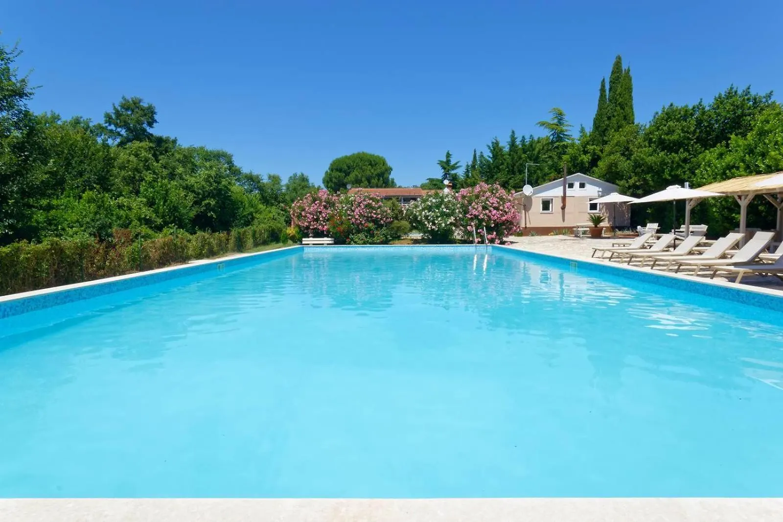 Villa Al Parco Mazurija 0*,